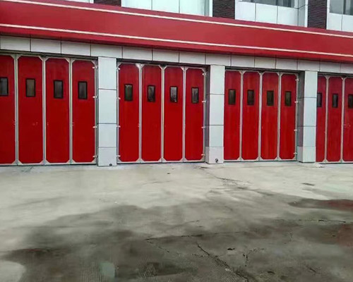 消防车库门