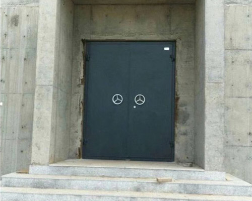 防爆门